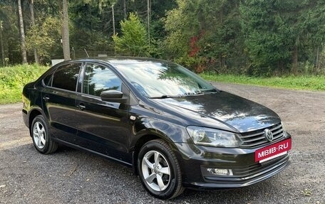 Volkswagen Polo VI (EU Market), 2015 год, 985 000 рублей, 2 фотография