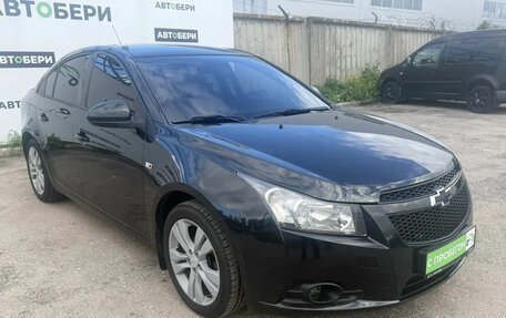Chevrolet Cruze II, 2010 год, 560 000 рублей, 3 фотография