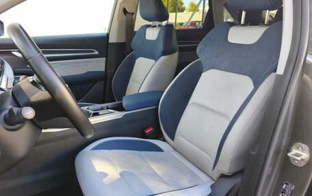 Geely Emgrand, 2023 год, 1 740 000 рублей, 14 фотография