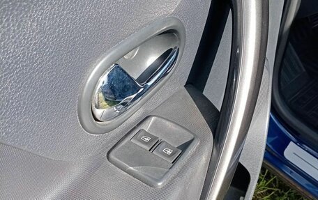 Renault Logan II, 2014 год, 650 000 рублей, 14 фотография