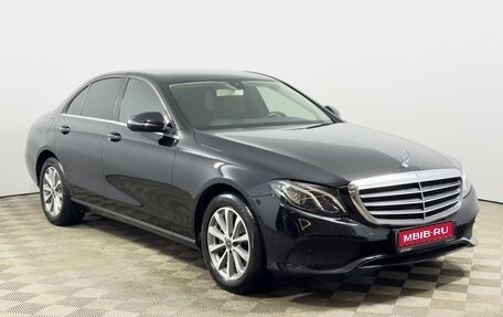 Mercedes-Benz E-Класс, 2019 год, 2 772 900 рублей, 1 фотография