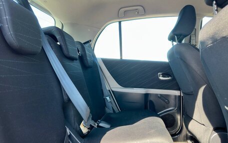Toyota Yaris III рестайлинг, 2007 год, 699 000 рублей, 4 фотография