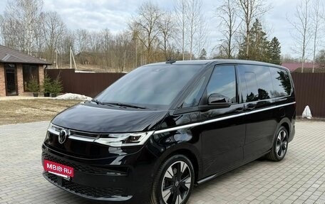 Volkswagen Multivan, 2024 год, 8 000 000 рублей, 5 фотография