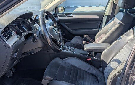 Volkswagen Passat B8 рестайлинг, 2019 год, 2 150 000 рублей, 8 фотография