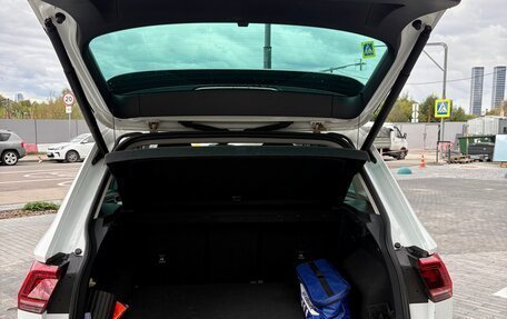 Volkswagen Tiguan II, 2019 год, 3 190 000 рублей, 15 фотография