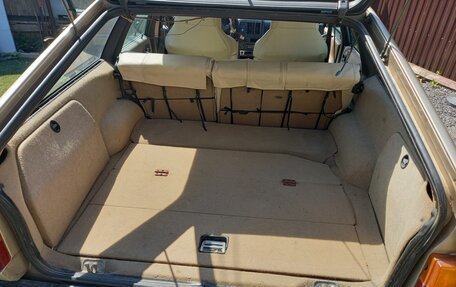 Audi 100, 1985 год, 260 000 рублей, 7 фотография