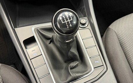 Volkswagen Jetta VII, 2020 год, 1 799 000 рублей, 18 фотография