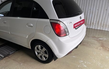 KIA Rio II, 2011 год, 650 000 рублей, 5 фотография