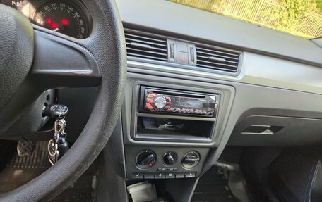 Skoda Rapid I, 2014 год, 750 000 рублей, 8 фотография