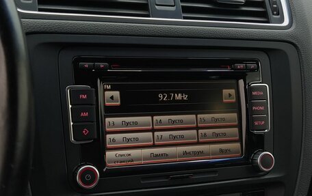 Volkswagen Jetta VI, 2013 год, 1 119 000 рублей, 15 фотография