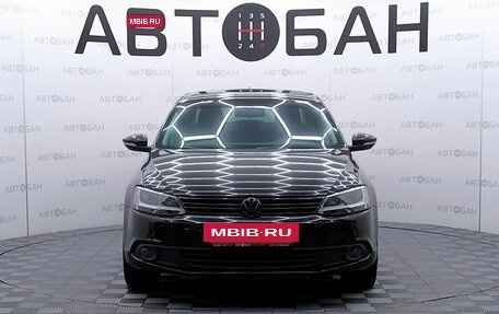 Volkswagen Jetta VI, 2013 год, 1 119 000 рублей, 2 фотография