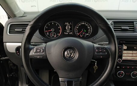 Volkswagen Jetta VI, 2013 год, 1 119 000 рублей, 27 фотография