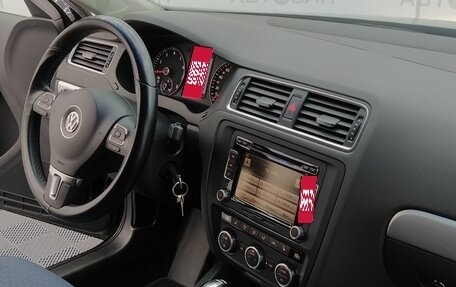 Volkswagen Jetta VI, 2013 год, 1 119 000 рублей, 20 фотография
