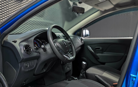 Renault Logan II, 2020 год, 899 000 рублей, 9 фотография