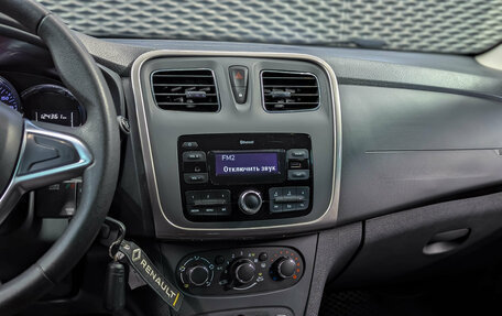 Renault Logan II, 2020 год, 899 000 рублей, 16 фотография