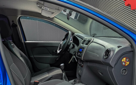 Renault Logan II, 2020 год, 899 000 рублей, 25 фотография