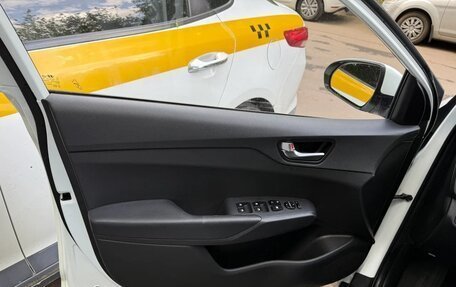 Hyundai Solaris II рестайлинг, 2020 год, 13 фотография