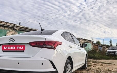 Hyundai Solaris II рестайлинг, 2020 год, 3 фотография