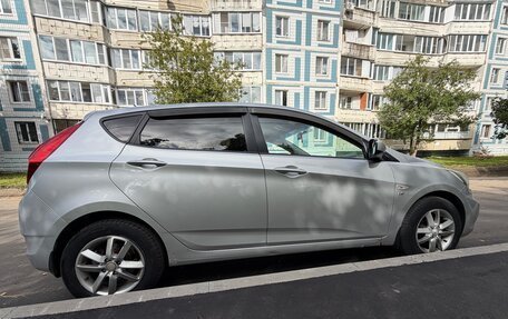 Hyundai Solaris II рестайлинг, 2012 год, 670 000 рублей, 5 фотография