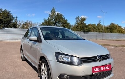 Volkswagen Polo VI (EU Market), 2013 год, 1 050 000 рублей, 1 фотография