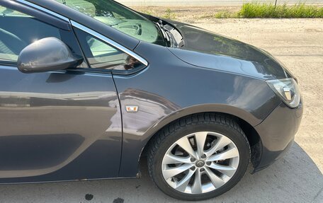 Opel Astra J, 2013 год, 650 000 рублей, 13 фотография