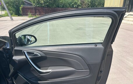 Opel Astra J, 2013 год, 650 000 рублей, 17 фотография