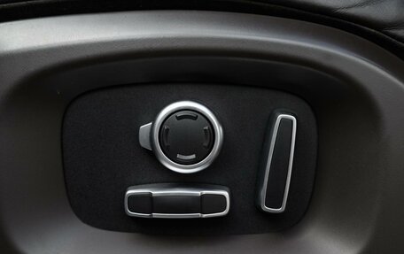 Land Rover Range Rover IV рестайлинг, 2016 год, 3 029 000 рублей, 19 фотография