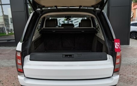 Land Rover Range Rover IV рестайлинг, 2016 год, 3 029 000 рублей, 27 фотография