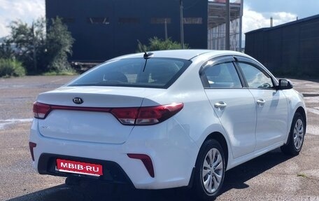 KIA Rio IV, 2017 год, 850 000 рублей, 1 фотография