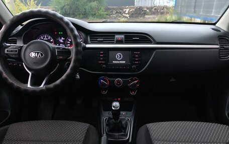 KIA Rio IV, 2017 год, 850 000 рублей, 5 фотография