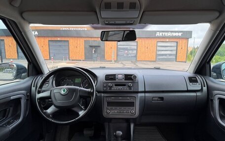 Skoda Fabia II, 2010 год, 700 000 рублей, 6 фотография