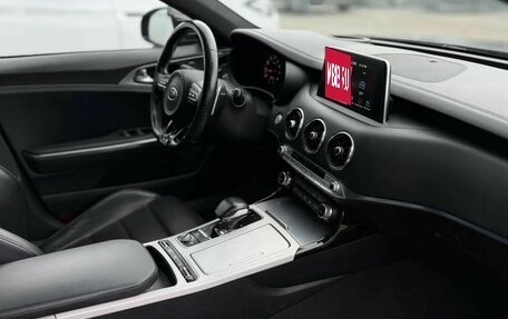 KIA Stinger I, 2018 год, 2 950 000 рублей, 15 фотография