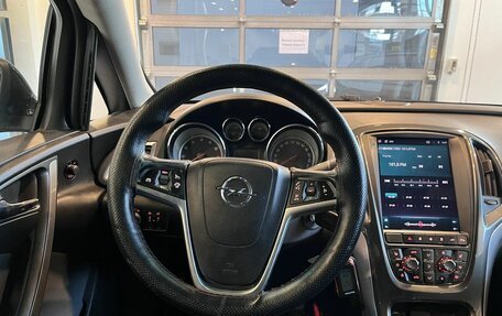 Opel Astra J, 2013 год, 670 000 рублей, 10 фотография