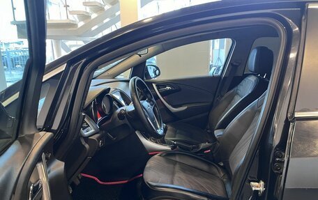 Opel Astra J, 2013 год, 670 000 рублей, 16 фотография
