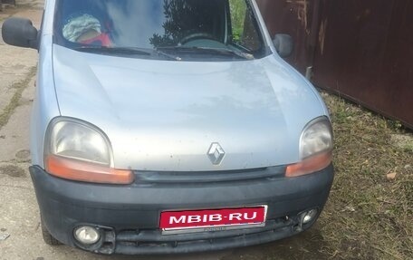 Renault Kangoo II рестайлинг, 2000 год, 120 000 рублей, 1 фотография