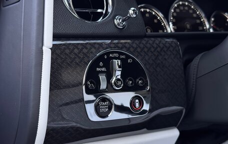 Rolls-Royce Cullinan, 2020 год, 32 000 000 рублей, 6 фотография