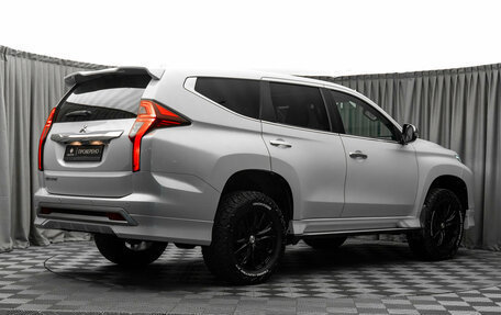 Mitsubishi Pajero Sport III рестайлинг, 2020 год, 3 870 000 рублей, 5 фотография