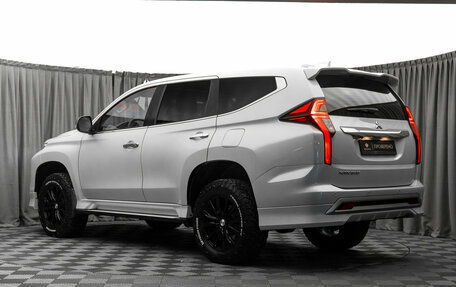 Mitsubishi Pajero Sport III рестайлинг, 2020 год, 3 870 000 рублей, 4 фотография