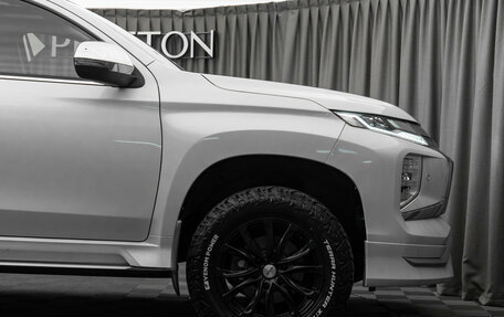 Mitsubishi Pajero Sport III рестайлинг, 2020 год, 3 870 000 рублей, 28 фотография