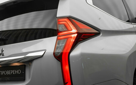 Mitsubishi Pajero Sport III рестайлинг, 2020 год, 3 870 000 рублей, 30 фотография
