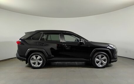 Toyota RAV4, 2020 год, 3 050 000 рублей, 5 фотография