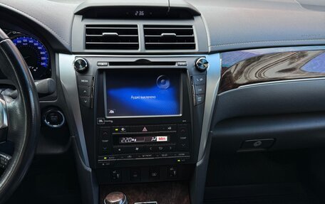 Toyota Camry, 2017 год, 3 400 000 рублей, 13 фотография
