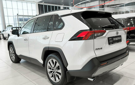 Toyota RAV4, 2020 год, 2 750 000 рублей, 11 фотография
