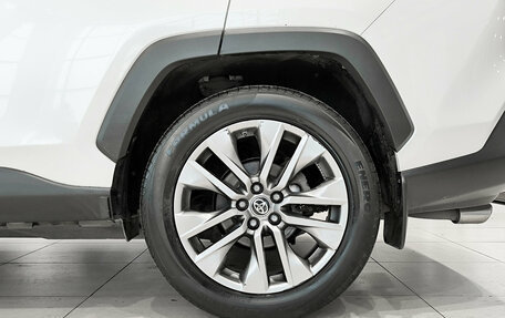 Toyota RAV4, 2020 год, 2 750 000 рублей, 22 фотография