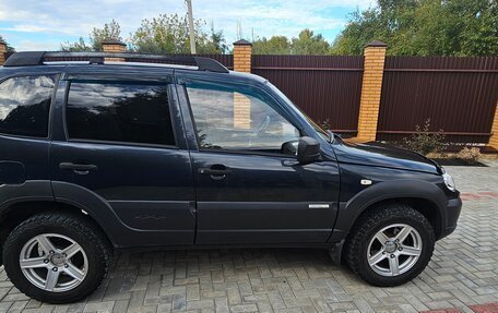 Chevrolet Niva I рестайлинг, 2012 год, 550 000 рублей, 2 фотография