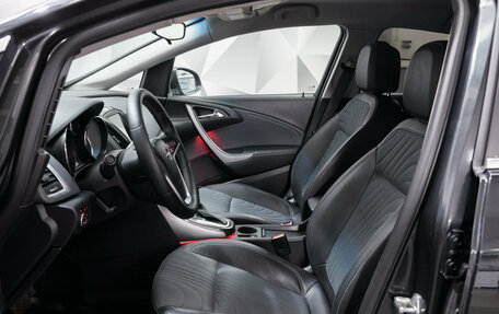 Opel Astra J, 2013 год, 685 000 рублей, 9 фотография