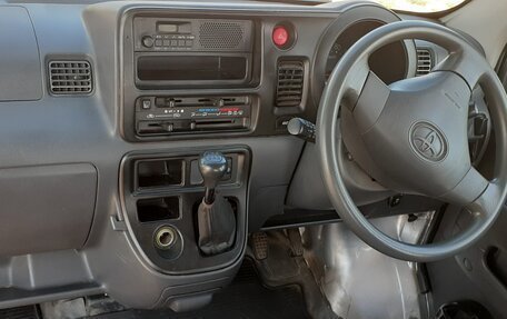 Toyota Pixis Van I, 2015 год, 715 000 рублей, 13 фотография