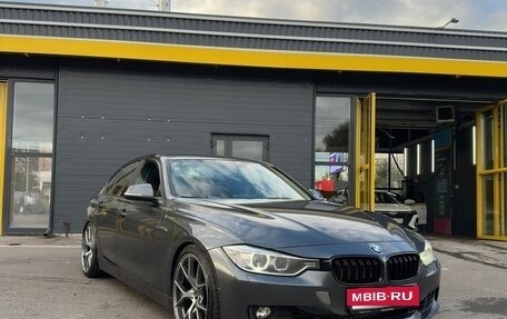 BMW 3 серия, 2014 год, 1 700 000 рублей, 3 фотография