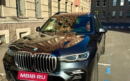 BMW X7, 2019 год, 7 650 000 рублей, 3 фотография