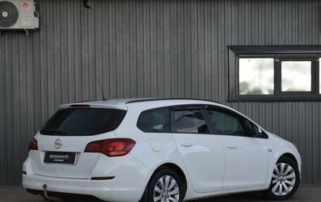 Opel Astra J, 2011 год, 769 999 рублей, 6 фотография